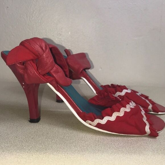 VTG,Red Kitten Heels by Irregular Choice Size 38 - Picture 1 of 16
